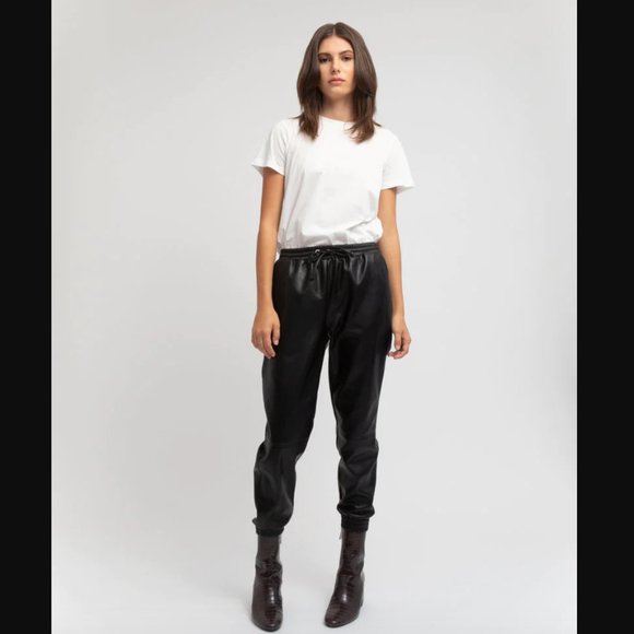LA Weekend Jogger 'Valentina' Faux Leather Size large - Picture 1 of 5